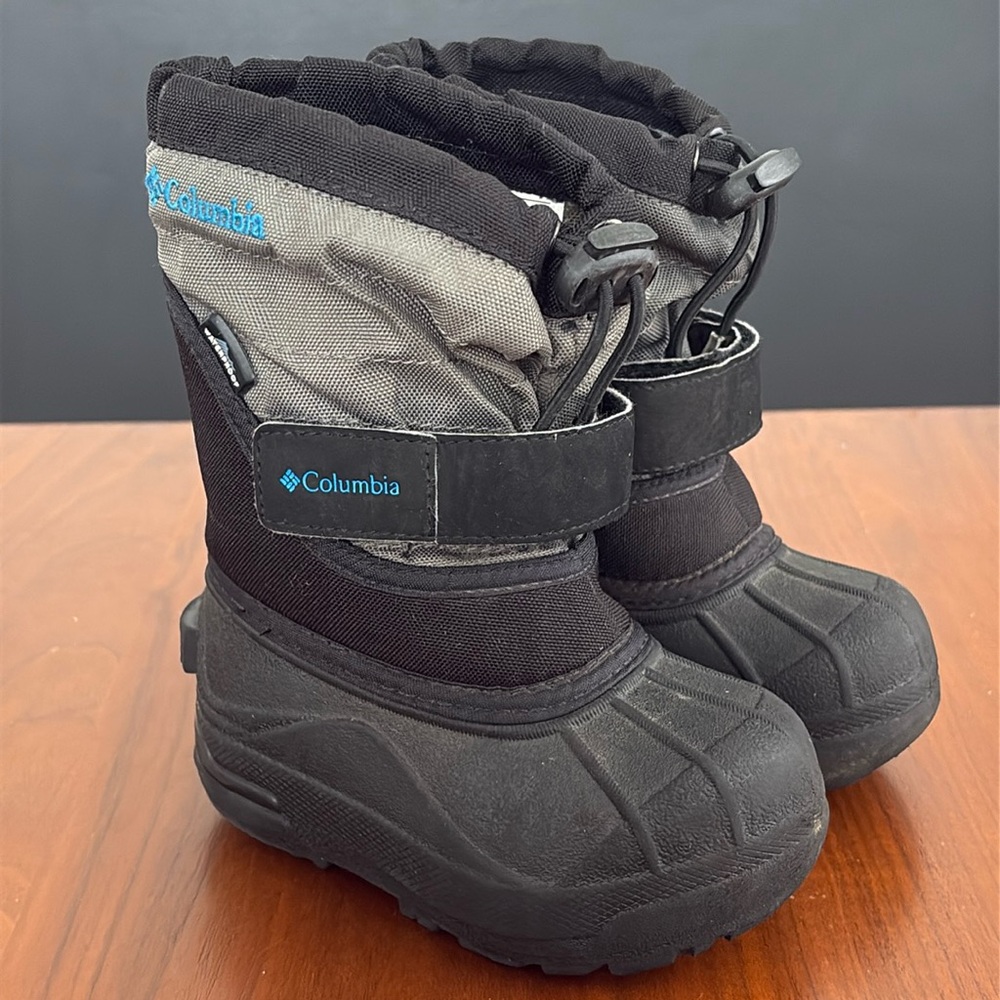 Columbia Kids' Powderbug Plus II Boot - Black, Gray, size 7